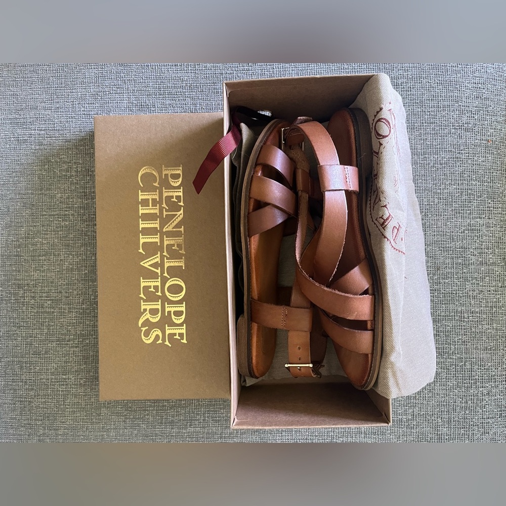 Penelope Chilvers Buttercup Sandal, Tan, size 39/8 US